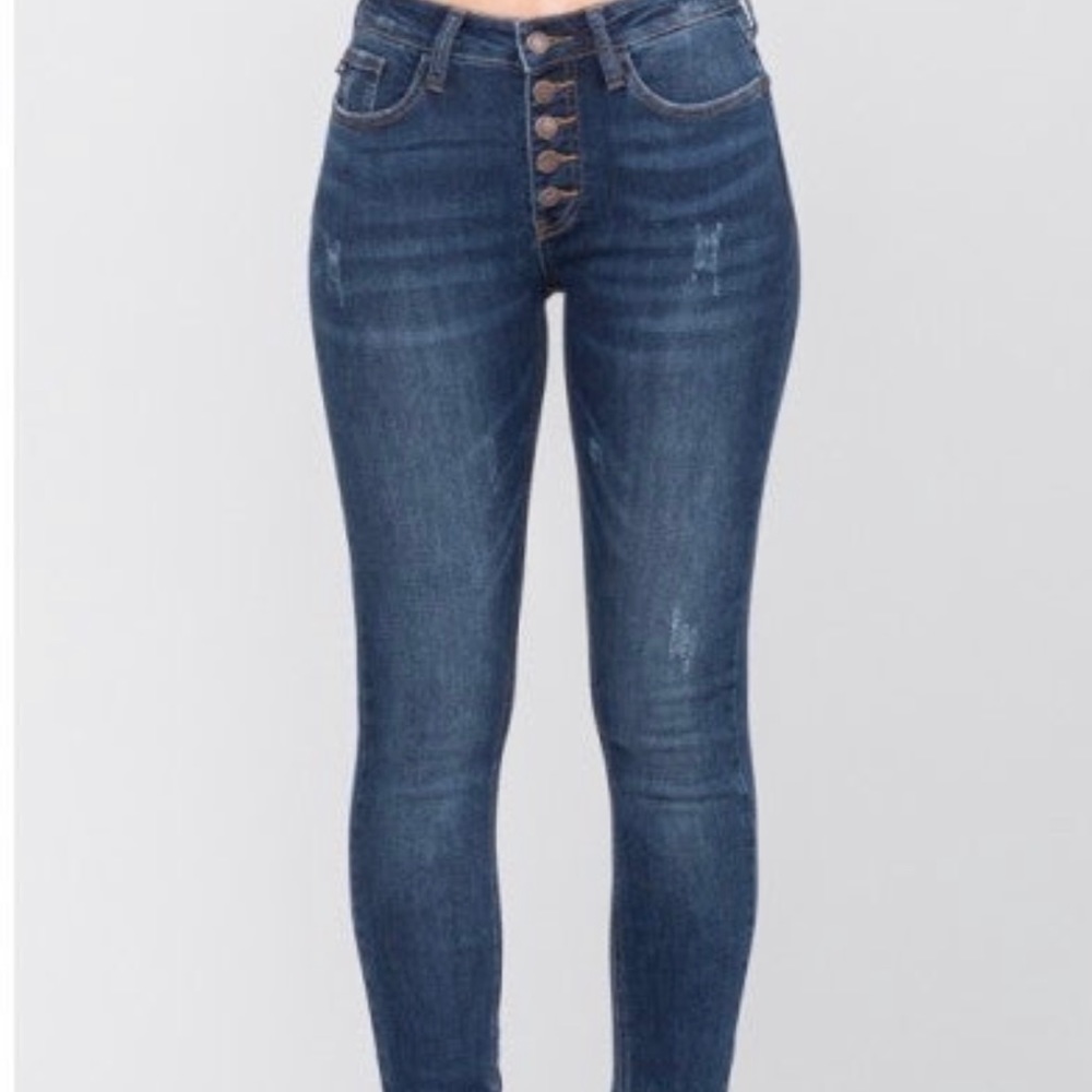 Judy Blue button fly skinny jeans